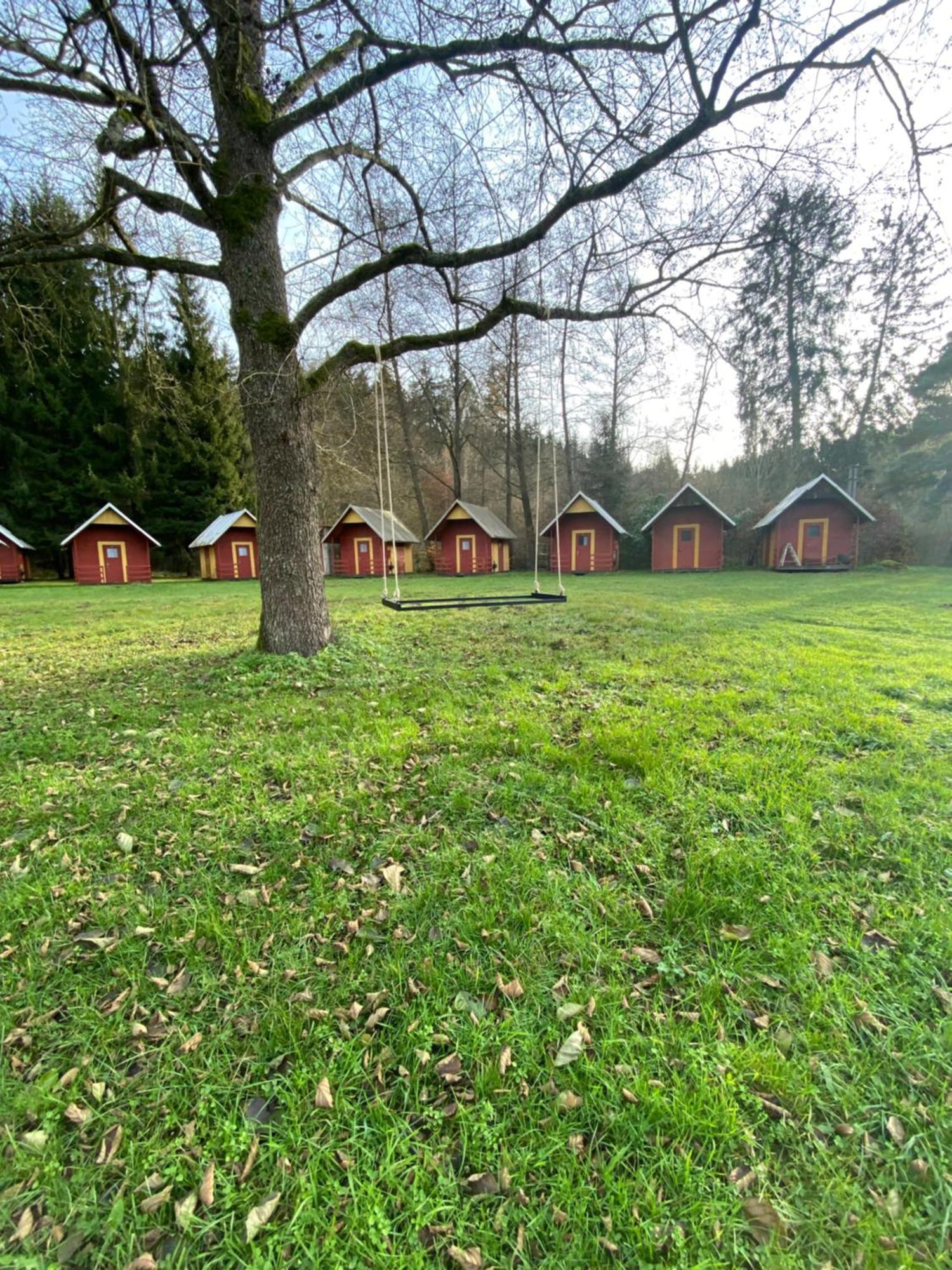 Kemp Na Stare Papirne Dobronice Exterior foto